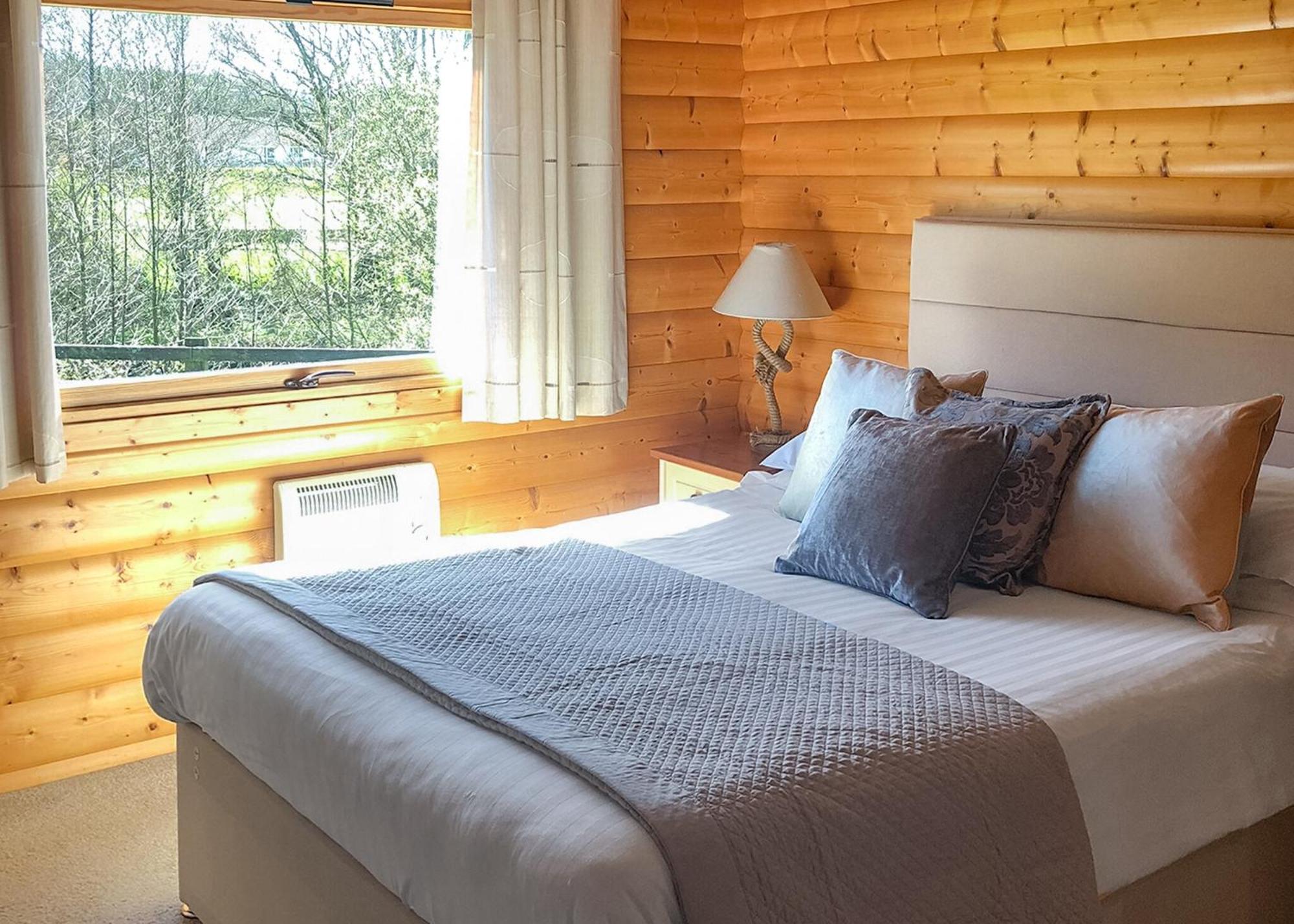 Fingle Glen Lodges Whitestone Ruang foto